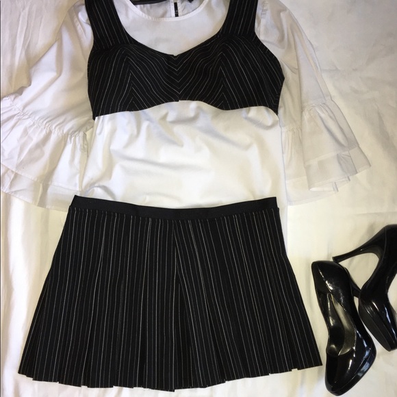 GUESS JEANS Crop and Skirt - Picture 7 of 7